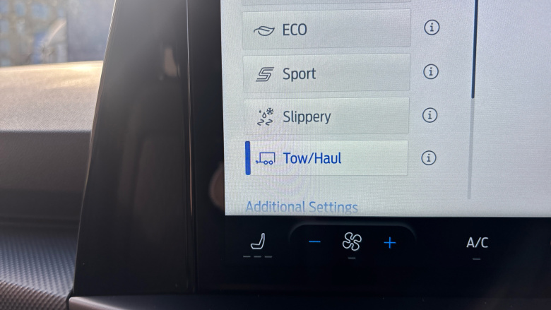 Ford Transit Custom E-320 L1 Rwd 100kW 65kWh H1 Van Limited Auto